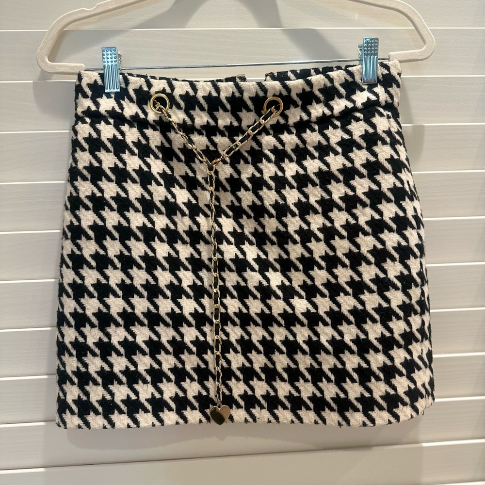 Assignment Black and White Houndstooth Skirt